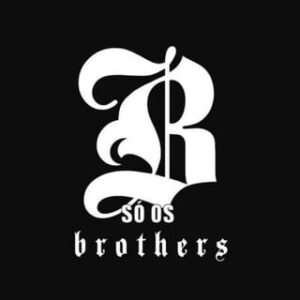 BROTHERS 😎🤜