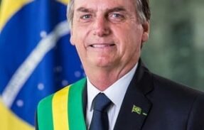 JAIR BOLSONARO – O GRANDE LÍDER DO POVO