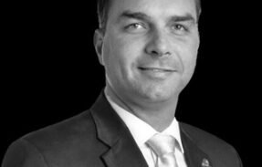22 Flávio bolsonaro🇧🇷